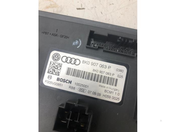 AUDI A4 B8/8K (2011-2016) Calculateur de verrouillage centralisé 8K0907063P 23883564