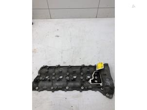 Gebruikte Kleppendeksel Mercedes S (W221) 5.5 S-550 32V Prijs € 89,00 Margeregeling aangeboden door Wessel Parts & Service B.V.