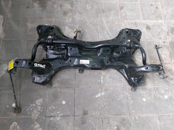 KIA Cee'd 3 generation (2018-2020) Front Suspension Subframe 62401G4AA0 24042737