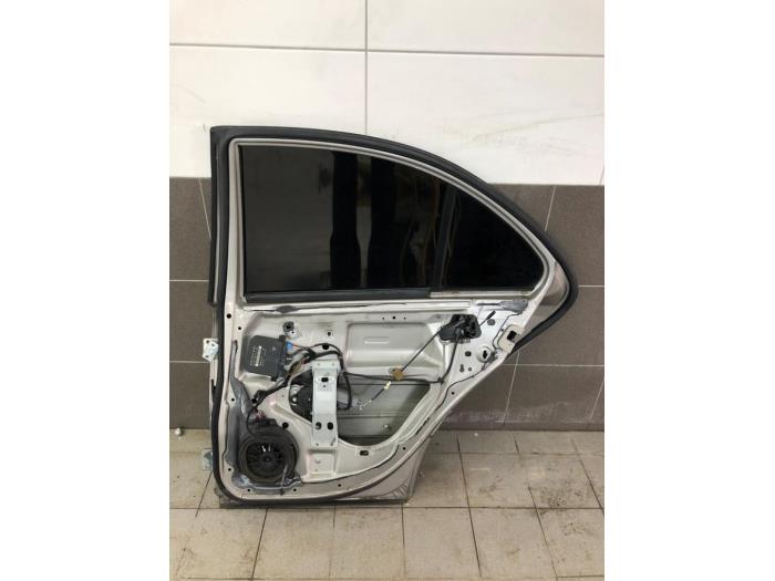 MERCEDES-BENZ C-Class W203/S203/CL203 (2000-2008) Rear Right Door 2037300805 23989293