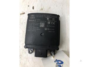 Gebruikte Radar sensor Ford Edge Prijs € 79,00 Margeregeling aangeboden door Wessel Parts & Service B.V.