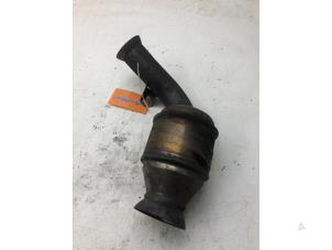 Gebruikte Katalysator Mercedes C (W203) 2.2 C-220 CDI 16V Prijs € 199,00 Margeregeling aangeboden door Wessel Parts & Service B.V.