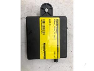 Gebruikte Computer Diversen Renault Twingo III (AH) ZE R80 Prijs € 79,00 Margeregeling aangeboden door Wessel Parts & Service B.V.