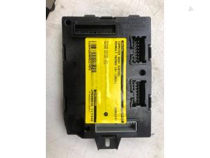 Gebruikte Module Bodycontrol Renault Twingo III (AH) ZE R80 Prijs € 175,00 Margeregeling aangeboden door Wessel Parts & Service B.V.