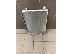 Gebruikte Radiateur Airco Renault Zoé (AG) R90 Prijs € 149,00 Margeregeling aangeboden door Wessel Parts & Service B.V.