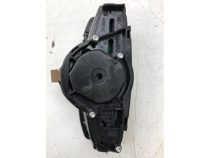 MERCEDES-BENZ C-Class W205/S205/C205 (2014-2023) Headlight Switch Control Unit 2059057007 24478045