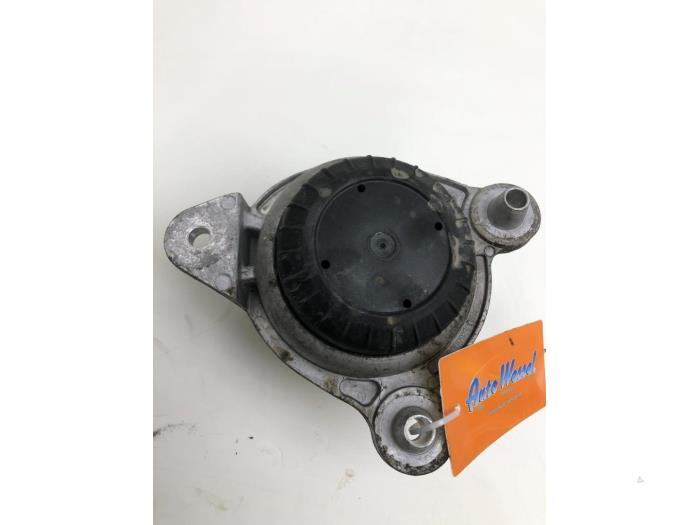 MERCEDES-BENZ Vito W447 (2014-2023) Right Side Engine Mount 4472411400 24559368