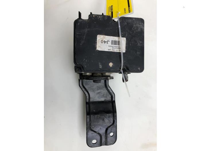 Gebruikte ABS Pomp Kia Ceed (CDB5/CDBB) 1.4 T-GDI 16V Prijs € 103,95 Margeregeling aangeboden door Wessel Parts & Service B.V.