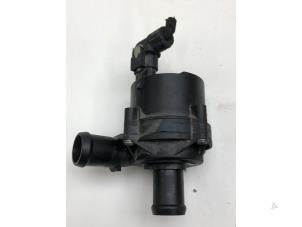 Gebruikte Waterpomp Audi A1 Sportback (8XA/8XF) 1.4 TFSI 16V Prijs € 39,00 Margeregeling aangeboden door Wessel Parts & Service B.V.