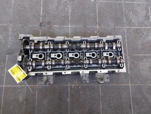 Gebruikte Cilinderkop Mercedes C Combi (S203) 2.7 C-270 CDI 20V Prijs op aanvraag aangeboden door Wessel Parts & Service B.V.