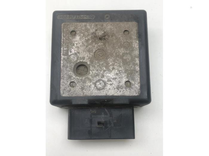 Gebruikte Brandstofpomp module Audi A3 Sportback (8VA/8VF) 1.6 TDI Ultra 16V Prijs € 61,95 Margeregeling aangeboden door Wessel Parts & Service B.V.