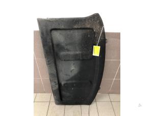 Gebruikte Hoedenplank Kia Ceed (CDB5/CDBB) 1.4i 16V Prijs € 175,00 Margeregeling aangeboden door Wessel Parts & Service B.V.