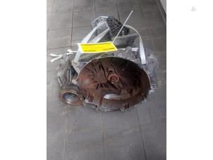 Gebruikte Versnellingsbak Volkswagen T-Roc I 1.0 TSI 12V BlueMotion Prijs € 799,00 Margeregeling aangeboden door Wessel Parts & Service B.V.