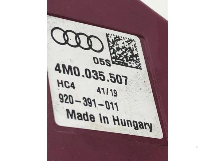 AUDI A8 D4/4H (2010-2018) Антенна 4M0035507 24874230