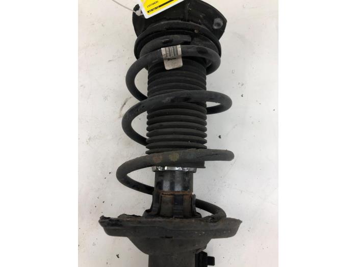 VOLKSWAGEN T-Roc 1 generation (2017-2024) Front Left Shock Absorber 5Q0413031HR 24951682