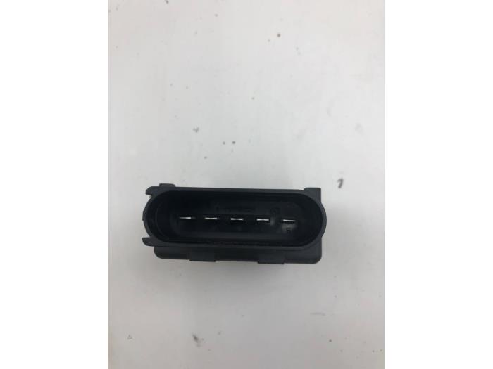 Gebruikte Brandstofpomp module Volkswagen T-Roc I 1.0 TSI 12V BlueMotion Prijs € 40,95 Margeregeling aangeboden door Wessel Parts & Service B.V.