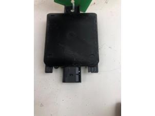 Gebruikte Radar sensor Volkswagen T-Roc I 1.0 TSI 12V BlueMotion Prijs € 175,00 Margeregeling aangeboden door Wessel Parts & Service B.V.