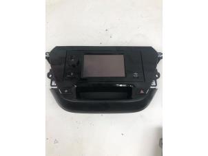 Gebruikte Display Interieur Opel Corsa F (UB/UH/UP) 1.2 Turbo 12V 100 Prijs € 399,00 Margeregeling aangeboden door Wessel Parts & Service B.V.