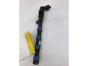 Gebruikte Injector brug Ford Focus 4 Wagon 2.0 EcoBlue Prijs € 79,00 Margeregeling aangeboden door Wessel Parts & Service B.V.