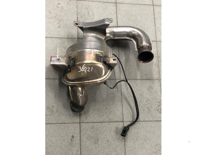 Gebruikte Katalysator Opel Vivaro 2.0 CDTI 122 Prijs € 313,95 Margeregeling aangeboden door Wessel Parts & Service B.V.