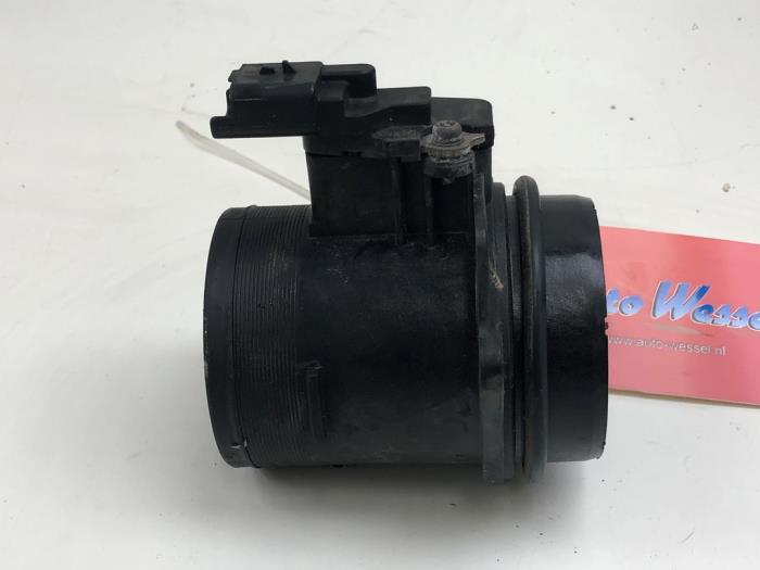 Gebruikte Luchthoeveelheidsmeter Opel Vivaro 2.0 CDTI 122 Prijs € 51,45 Margeregeling aangeboden door Wessel Parts & Service B.V.