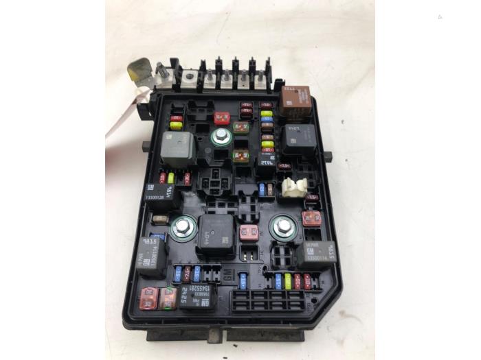 OPEL Astra K (2015-2021) Fuse Box 39069684 25200931