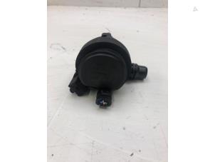 Gebruikte Waterpomp Opel Grandland (X) 1.6 Turbo 16V Hybrid4 Prijs € 39,00 Margeregeling aangeboden door Wessel Parts & Service B.V.