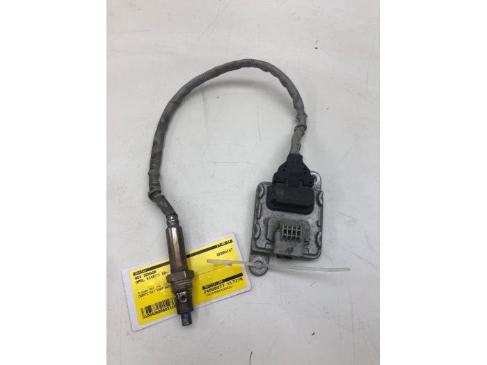 Gebruikte Nox sensor Opel Vivaro 2.0 CDTI 122 Prijs € 156,45 Margeregeling aangeboden door Wessel Parts & Service B.V.