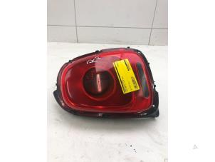 Gebruikte Achterlicht rechts Mini Cooper Prijs € 89,00 Margeregeling aangeboden door Wessel Parts & Service B.V.