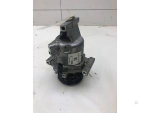 Gebruikte Pomp Airco Dacia Sandero III 1.0 TCe 90 12V Prijs € 225,00 Margeregeling aangeboden door Wessel Parts & Service B.V.