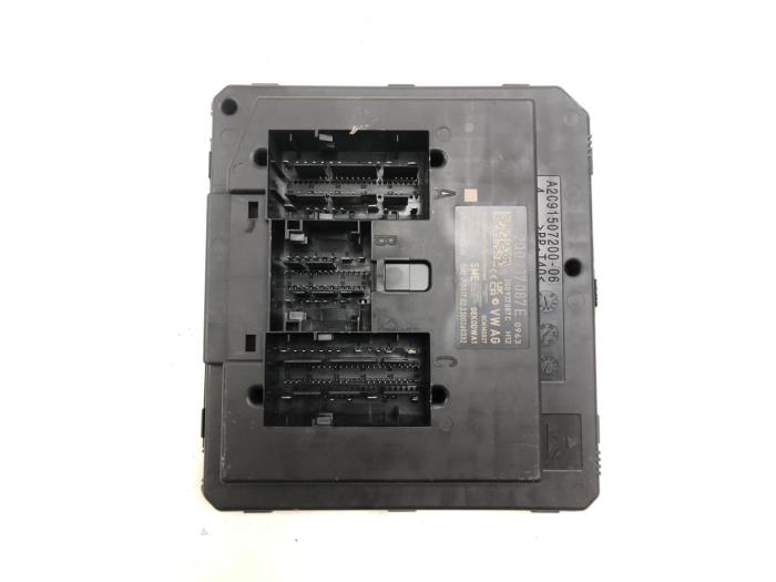 Gebruikte Module Bodycontrol Volkswagen T-Cross 1.0 TSI 95 12V Prijs € 156,45 Margeregeling aangeboden door Wessel Parts & Service B.V.