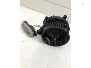 Gebruikte Kachel Ventilatiemotor Volkswagen T-Cross 1.0 TSI 95 12V Prijs € 99,00 Margeregeling aangeboden door Wessel Parts & Service B.V.