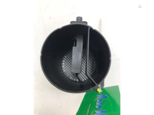 Gebruikte Luchthoeveelheidsmeter Volkswagen Transporter T6 2.0 TDI Prijs € 49,00 Margeregeling aangeboden door Wessel Parts & Service B.V.