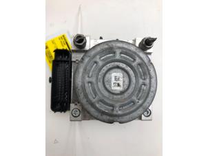 Gebruikte ABS Pomp Volkswagen Passat Variant (3G5) 2.0 TDI 16V 150 Prijs € 249,00 Margeregeling aangeboden door Wessel Parts & Service B.V.