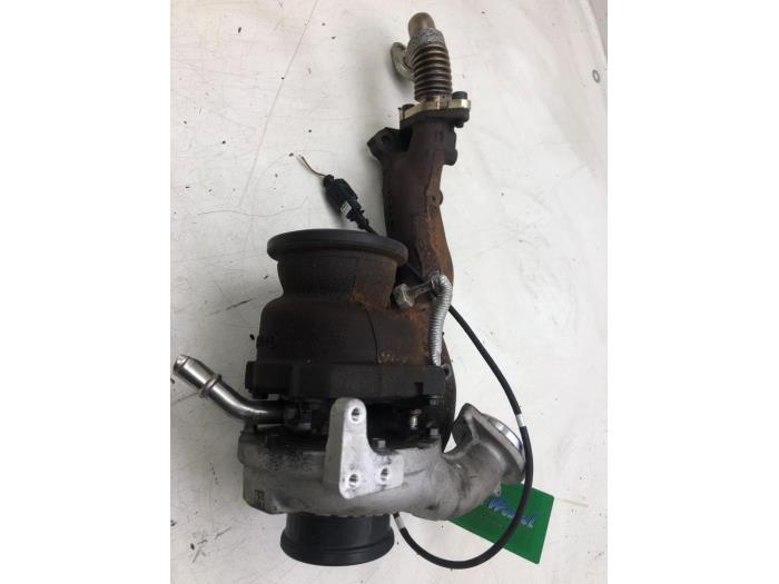 Gebruikte G-lader Volkswagen Transporter T6 2.0 TDI Prijs € 523,95 Margeregeling aangeboden door Wessel Parts & Service B.V.