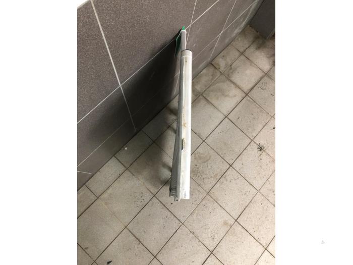 Gebruikte Airco Radiateur Audi Q4 (F4B) 40 e-tron 77 kWh Prijs € 156,45 Margeregeling aangeboden door Wessel Parts & Service B.V.