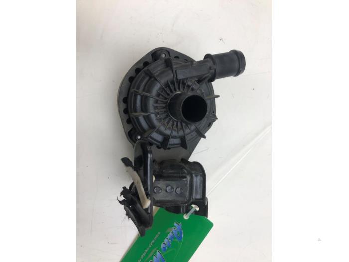 Gebruikte Waterpomp Audi Q4 (F4B) 40 e-tron 77 kWh Prijs € 93,45 Margeregeling aangeboden door Wessel Parts & Service B.V.