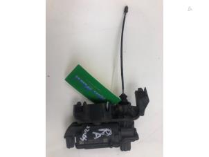 Gebruikte Handrem motor Audi Q4 (F4B) 40 e-tron 77 kWh Prijs € 49,00 Margeregeling aangeboden door Wessel Parts & Service B.V.