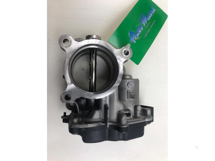 Gebruikte Gasklephuis Skoda Octavia Combi (NXAC) 2.0 TDI GreenTec 16V Prijs € 51,45 Margeregeling aangeboden door Wessel Parts & Service B.V.