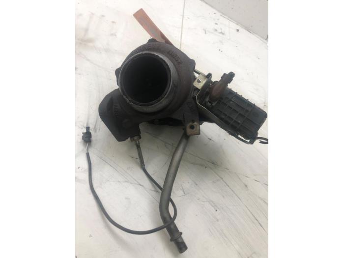 Gebruikte G-lader Mercedes E (W211) 2.2 E-200 CDI 16V Prijs € 236,25 Margeregeling aangeboden door Wessel Parts & Service B.V.