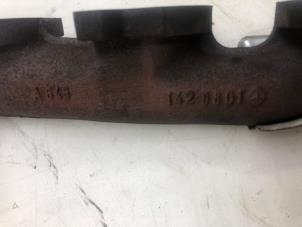 Gebruikte Uitlaatspruitstuk Mercedes E (W211) 2.2 E-200 CDI 16V Prijs € 49,00 Margeregeling aangeboden door Wessel Parts & Service B.V.