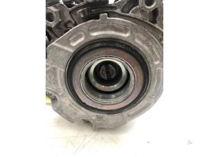 Dynamo van een Mazda CX-30 (DM) 2.0 e-SkyActiv-G 122 16V 2021
