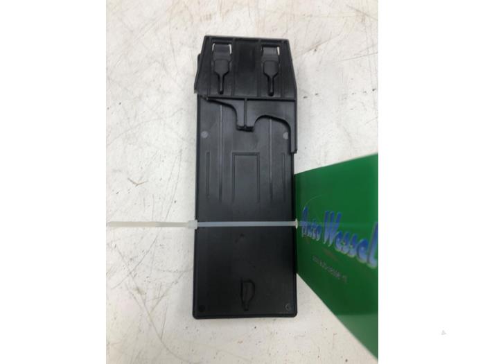 Gebruikte Computer Diversen Audi Q3 (8UB/8UG) 1.4 TFSI 16V Prijs € 103,95 Margeregeling aangeboden door Wessel Parts & Service B.V.