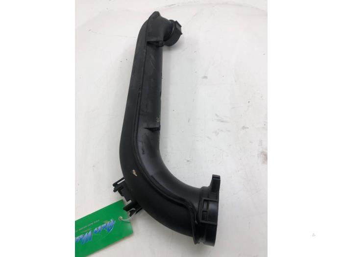 Gebruikte Intercooler Buis Audi Q3 (8UB/8UG) 1.4 TFSI 16V Prijs € 51,45 Margeregeling aangeboden door Wessel Parts & Service B.V.