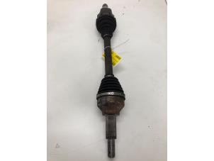 Gebruikte Cardanas links-voor (VWA) Ford Transit Custom 2.2 TDCi 16V Prijs € 140,00 Margeregeling aangeboden door Wessel Parts & Service B.V.