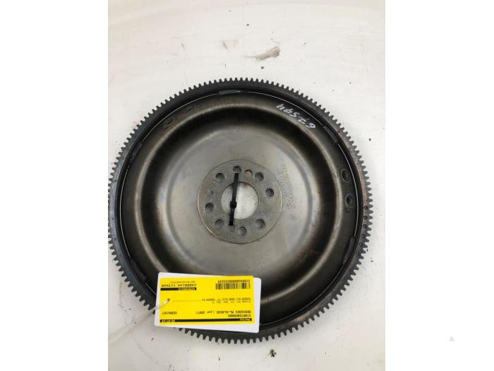 Gebruikte Starterkrans Mercedes ML II (164/4JG) 3.0 ML-320 CDI 4-Matic V6 24V Prijs € 72,45 Margeregeling aangeboden door Wessel Parts & Service B.V.