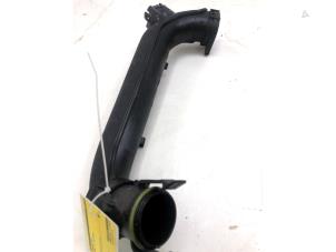 Gebruikte Intercooler Buis Volkswagen Caddy Combi IV 1.4 TSI 16V Prijs € 39,00 Margeregeling aangeboden door Wessel Parts & Service B.V.