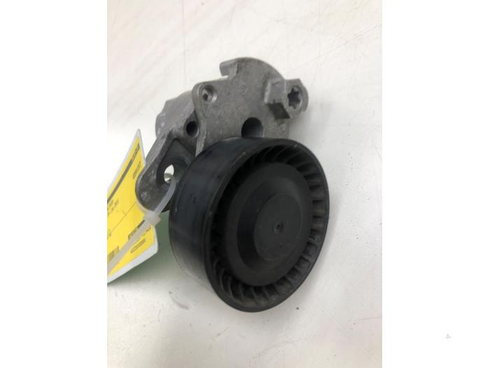 Gebruikte Spanner multiriem Volkswagen Caddy Combi IV 1.4 TSI 16V Prijs € 30,45 Margeregeling aangeboden door Wessel Parts & Service B.V.