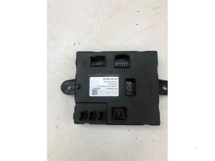 Computer Body Control van een Opel Grandland (X) 1.2 Turbo 12V 2023