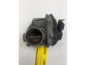 Gebruikte Gasklephuis Ford Fusion 1.25 16V Prijs € 49,00 Margeregeling aangeboden door Wessel Parts & Service B.V.